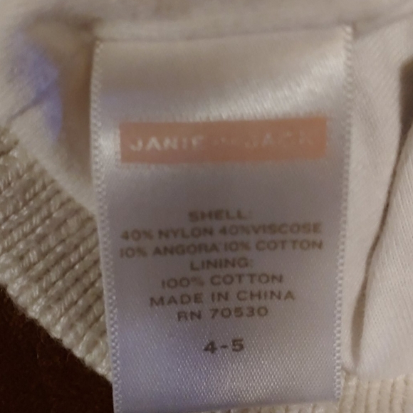 Jamie and Jack hat size 4-5 - Picture 2 of 3